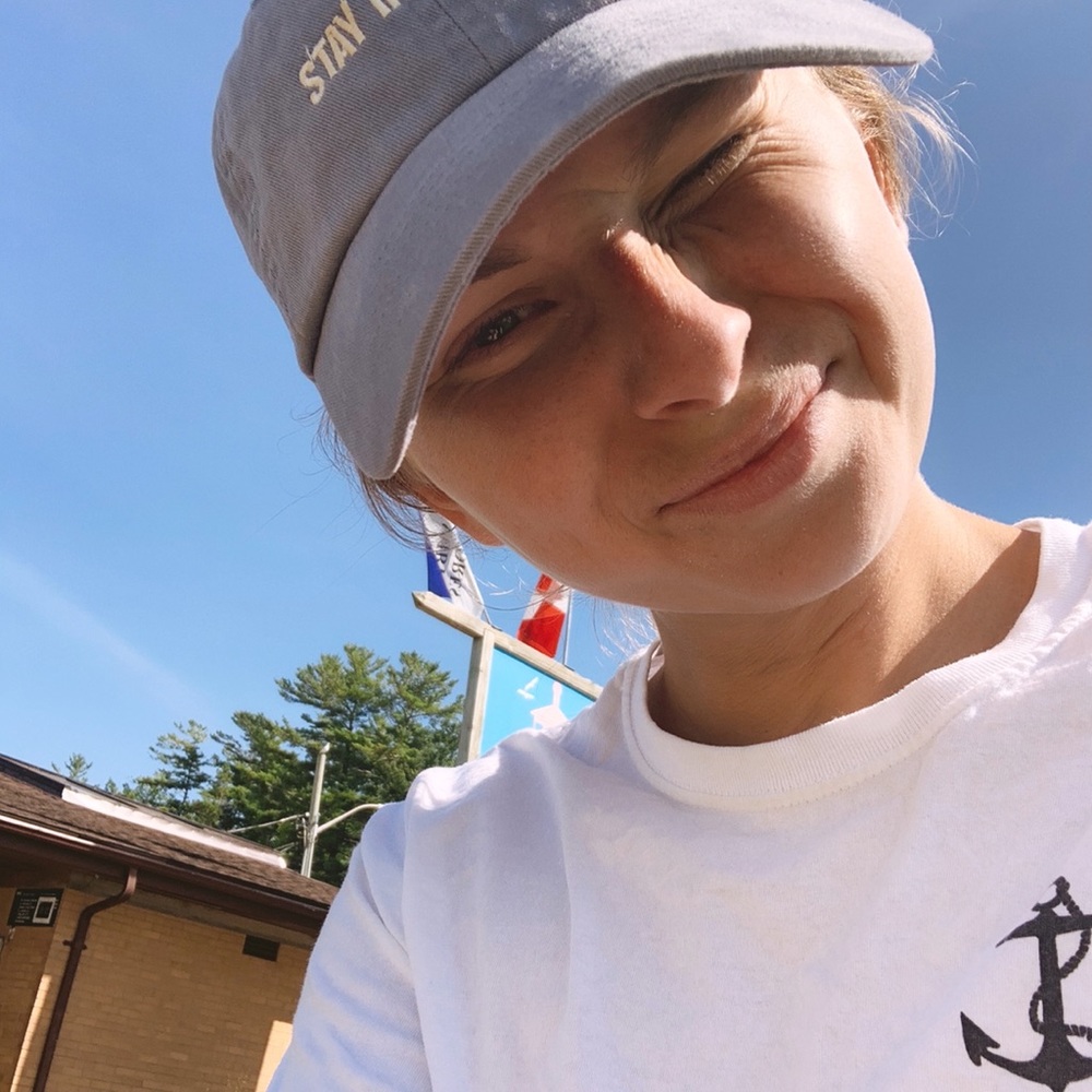 Meet your Posher, Hannah